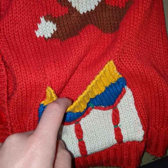 Vintage Christmas Sweater - Picture 5 of 6